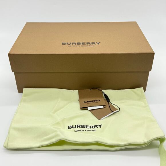 Size 11US - Burberry Men's Checked Rubber Furley Slides - Picture 5 of 5